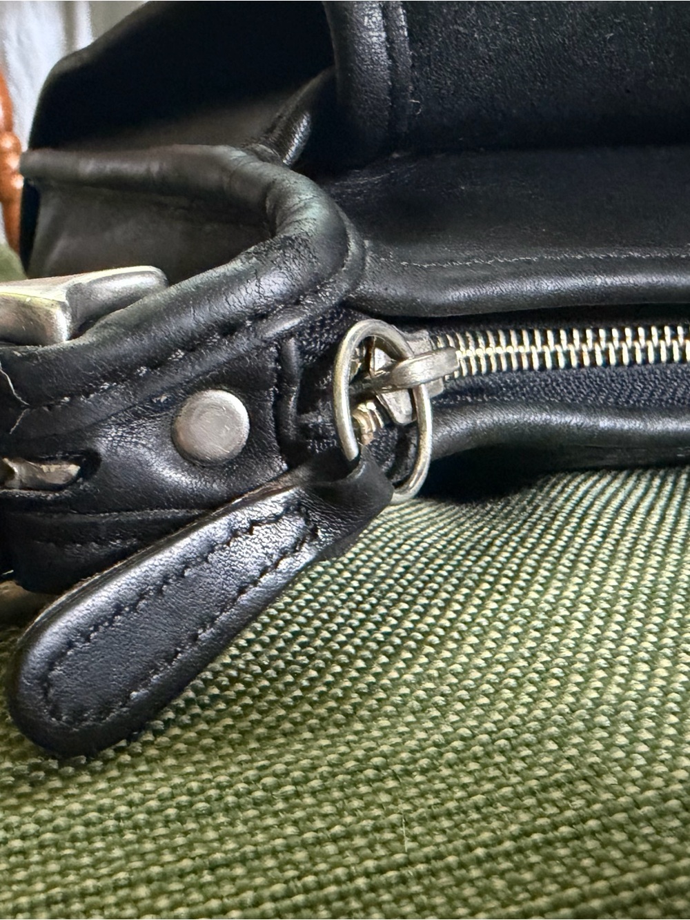 Vintage Coach 9144 Black Studio Legacy Flap Messenger Leather Bag - Picture 10 of 11